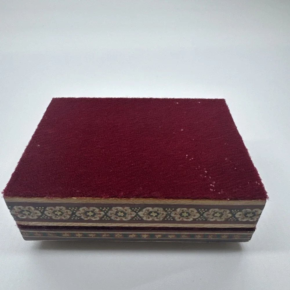 Persian Khatam Wood Trinket Box Hand Made Inlaid With Hunting Scenes On Lid